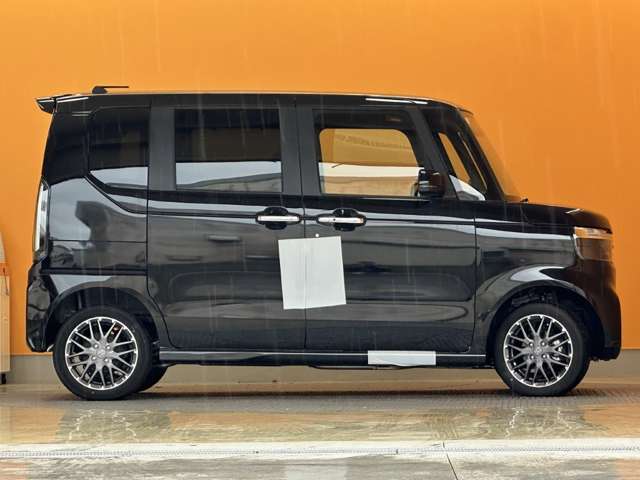 ホンダ Ｎ　ＢＯＸ カスタム ６６０ ターボ ４ＷＤ R8年 (甲信越・北陸) 99