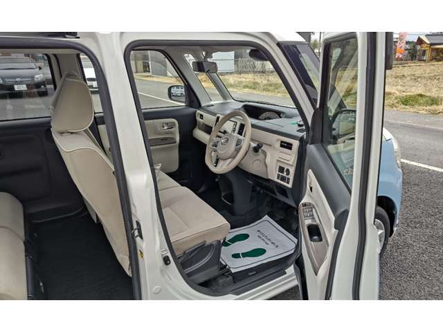 ダイハツ ムーヴ　キャンバス ６６０ Ｘ メイクアップ ＳＡＩＩ H29年 (東海) 99