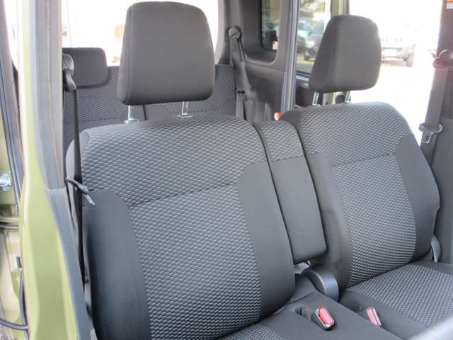 トヨタ ピクシス　メガ ６６０ Ｌ ＳＡＩＩＩ R3年 (近畿) 99