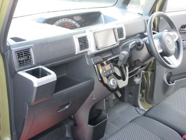 トヨタ ピクシス　メガ ６６０ Ｌ ＳＡＩＩＩ R3年 (近畿) 99