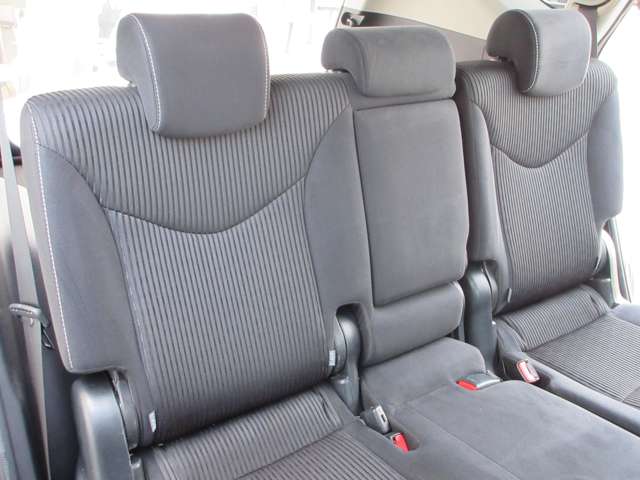 トヨタ プリウスΑ １．８ Ｓ チューン ブラックＩＩ H28年 (近畿) 99