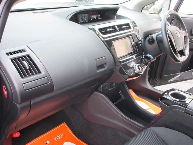 トヨタ プリウスΑ １．８ Ｓ チューン ブラックＩＩ H28年 (近畿) 99