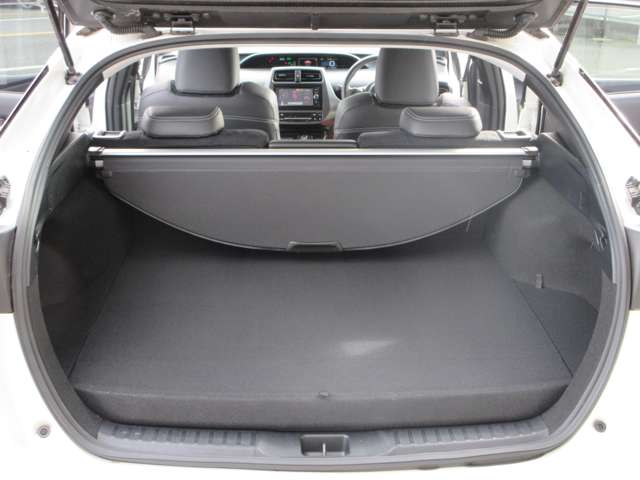 トヨタ プリウスＰＨＶ １．８ Ｓ ＧＲ スポーツ H29年 (近畿) 99