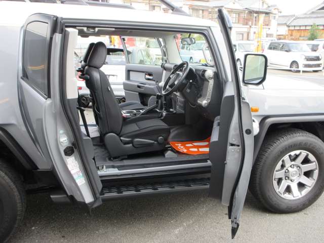 トヨタ ＦＪ　クルーザー ４．０ カラーパッケージ ４ＷＤ H26年 (近畿) 99