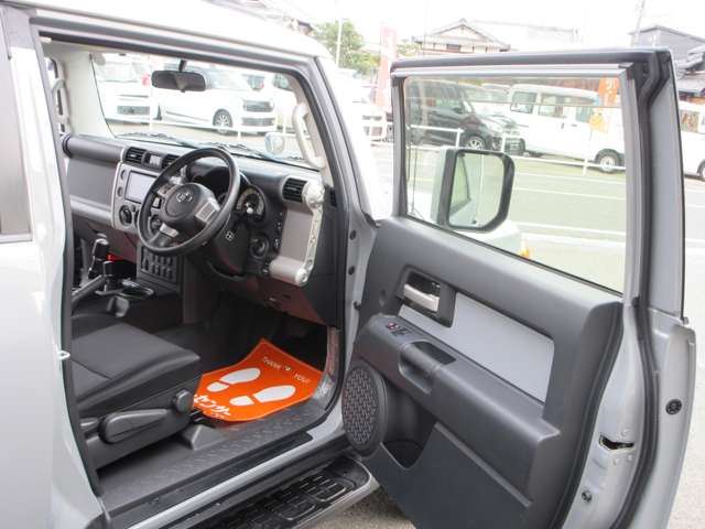 トヨタ ＦＪ　クルーザー ４．０ カラーパッケージ ４ＷＤ H26年 (近畿) 99