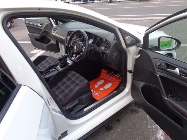 フォルクスワーゲン ゴルフ ＧＴＩ　パフォーマンス H26年 (近畿) 99