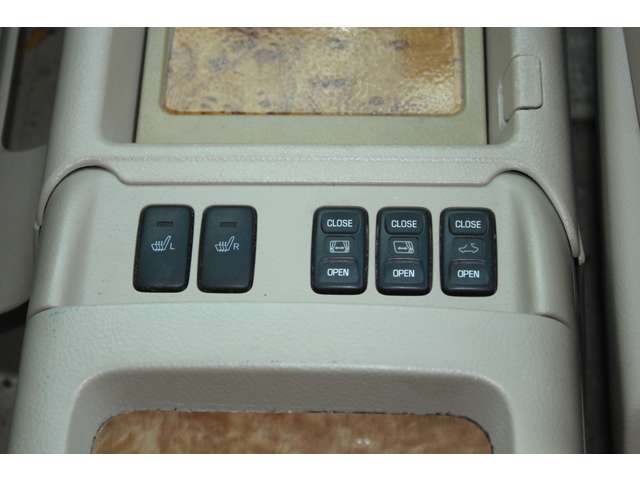 トヨタ アルファード ３．０ Ｇ ＭＺ Ｇエディション H17年 (近畿) 99