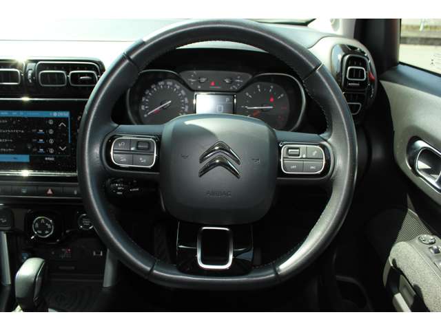 シトロエン Ｃ３　エアクロス　ＳＵＶ Ｃシリーズ　シックエディション R2年 (近畿) 99