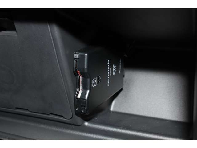シトロエン Ｃ３　エアクロス　ＳＵＶ Ｃシリーズ　シックエディション R2年 (近畿) 99