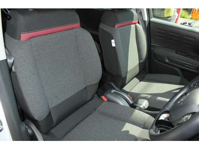 シトロエン Ｃ３　エアクロス　ＳＵＶ Ｃシリーズ　シックエディション R2年 (近畿) 99
