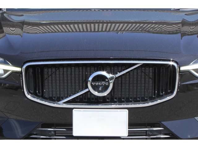 ボルボ ＸＣ６０ Ｔ５ ＡＷＤ モメンタム ４ＷＤ H29年 (近畿) 99