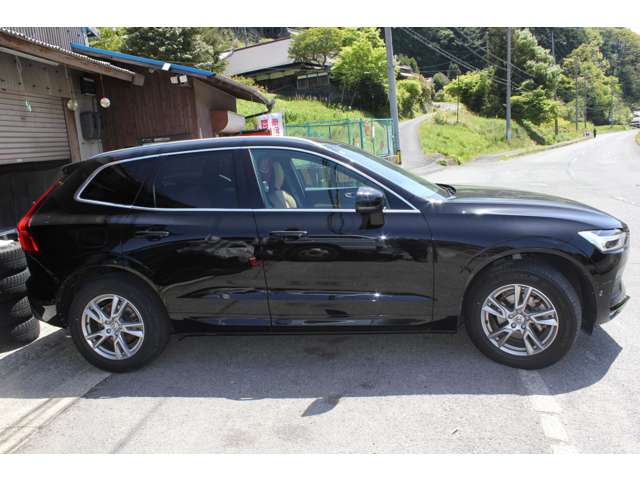 ボルボ ＸＣ６０ Ｔ５ ＡＷＤ モメンタム ４ＷＤ H29年 (近畿) 99