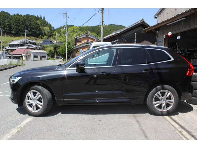 ボルボ ＸＣ６０ Ｔ５ ＡＷＤ モメンタム ４ＷＤ H29年 (近畿) 99