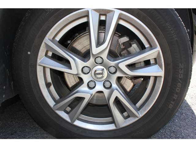 ボルボ ＸＣ６０ Ｔ５ ＡＷＤ モメンタム ４ＷＤ H29年 (近畿) 99