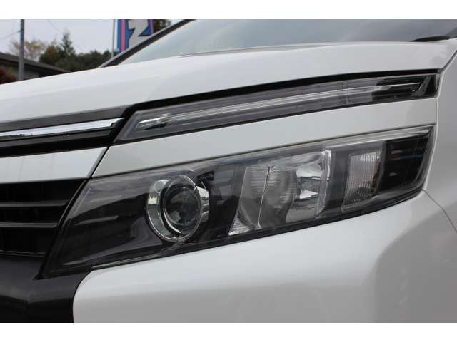 トヨタ ヴォクシー ２．０ ＺＳ H26年 (近畿) 99