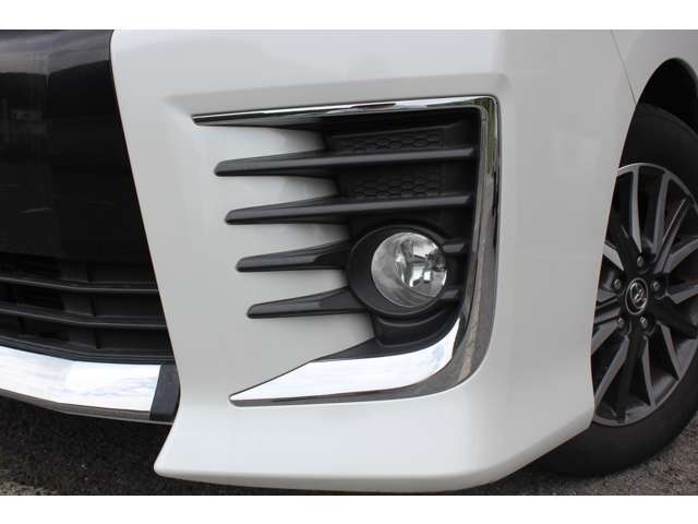 トヨタ ヴォクシー ２．０ ＺＳ H26年 (近畿) 99