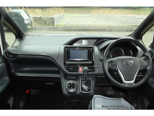 トヨタ ヴォクシー ２．０ ＺＳ H26年 (近畿) 99