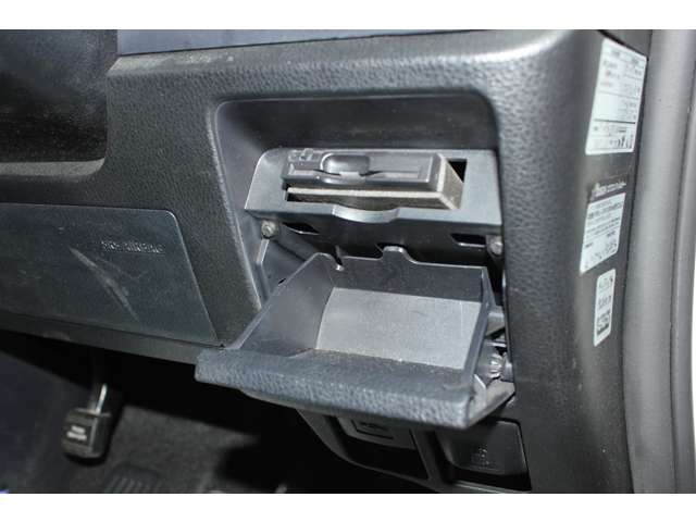 トヨタ ヴォクシー ２．０ ＺＳ H26年 (近畿) 99