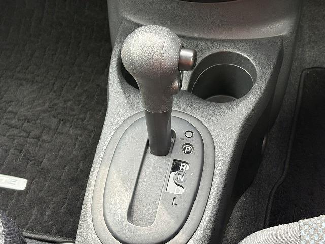 日産 ノート １．２ Ｘ Ｖセレクション プラスセーフティ H27年 (近畿) 99