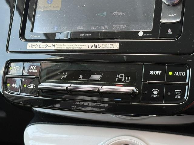 トヨタ プリウス １．８ Ｓ セーフティ プラス H30年 (近畿) 99