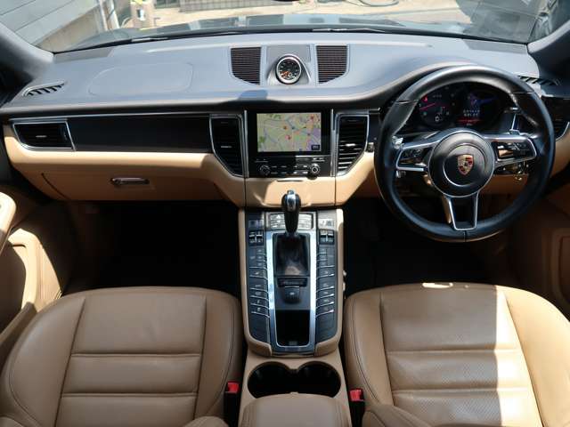ポルシェ マカン ＧＴＳ ＰＤＫ ４ＷＤ H28年 (関東) 99