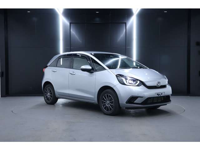 ホンダ フィット １．３ ベーシック ４ＷＤ R3年 (北海道) 99