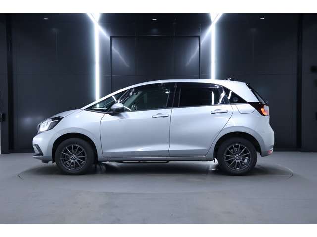 ホンダ フィット １．３ ベーシック ４ＷＤ R3年 (北海道) 99