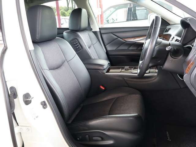 三菱 プラウディア ３．７ ３７０ ４ＷＤ H25年 (関東) 99