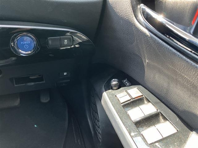 トヨタ プリウス １．８ Ｓ ツーリングセレクション H28年 (中国) 99