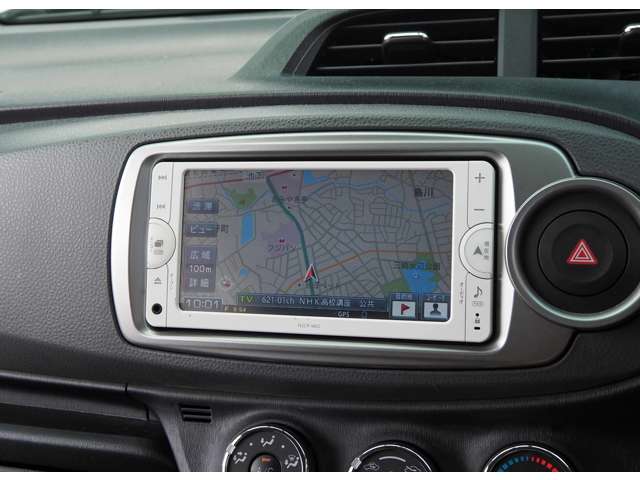 トヨタ ヴィッツ １．０ Ｆ スマイルエディション H24年 (東海) 99