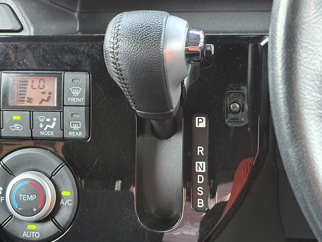 トヨタ ピクシス　メガ ６６０ Ｇターボ レジャーエディション ＳＡＩＩＩ R1年 (近畿) 99