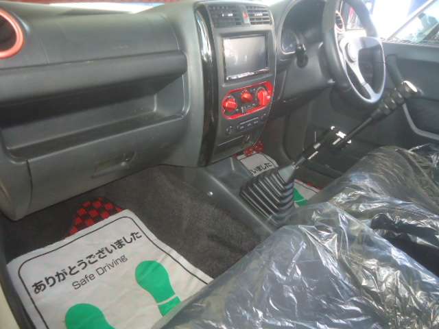 マツダ ＡＺ−オフロード ６６０ ＸＣ ４ＷＤ H21年 (関東) 99