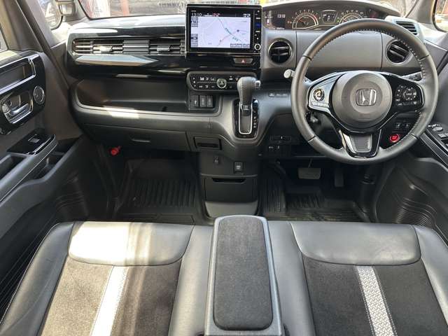 ホンダ Ｎ　ＢＯＸ カスタム ６６０ Ｌ ターボ R3年 (関東) 99