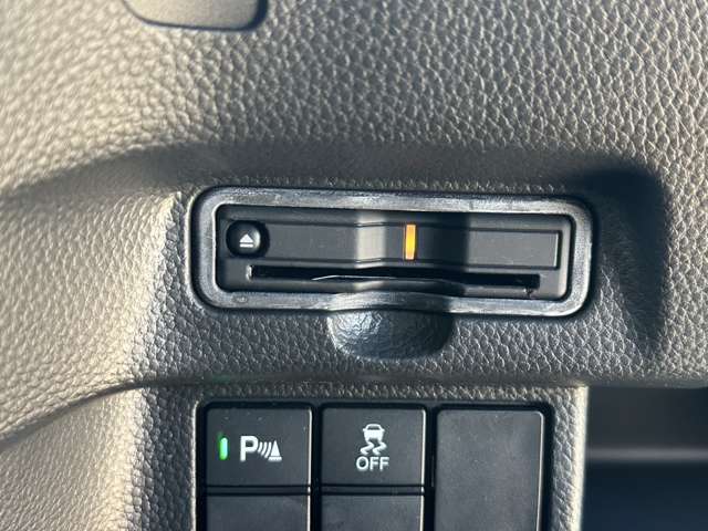 ホンダ Ｎ　ＢＯＸ カスタム ６６０ Ｌ ターボ R3年 (関東) 99