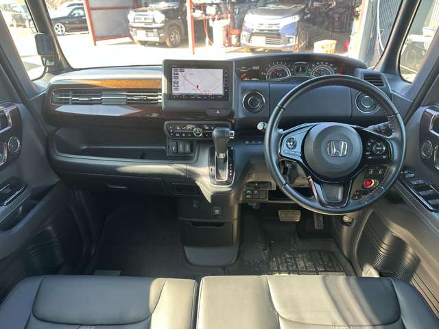 ホンダ Ｎ　ＢＯＸ カスタム ６６０ Ｌ ターボ コーディネートスタイル R3年 (関東) 99