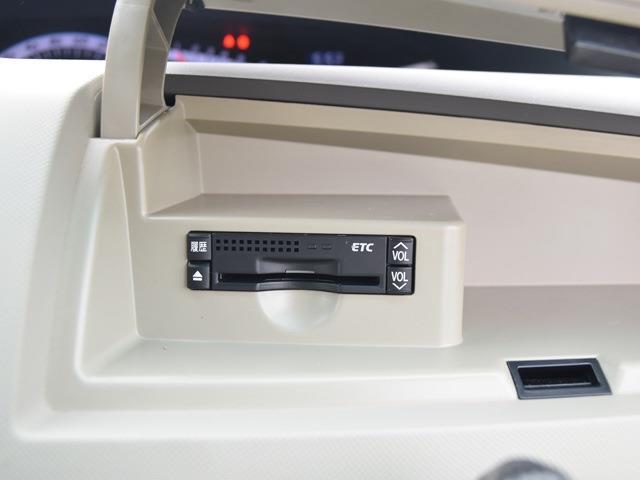 トヨタ エスティマ ２．４ アエラス H21年 (関東) 99