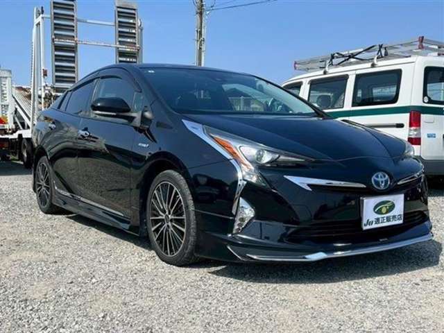 トヨタ プリウス １．８ Ｓ H29年 (九州・沖縄) 99