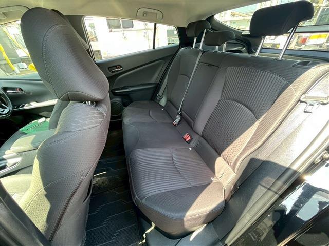 トヨタ プリウス １．８ Ｓ H29年 (九州・沖縄) 99
