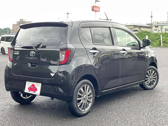 トヨタ ピクシス　エポック ６６０ Ｘ ＳＡＩＩＩ ４ＷＤ R4年 (東北) 99