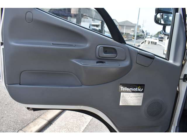 日野自動車 デュトロ ４．０ＤＴ H30年 (近畿) 99