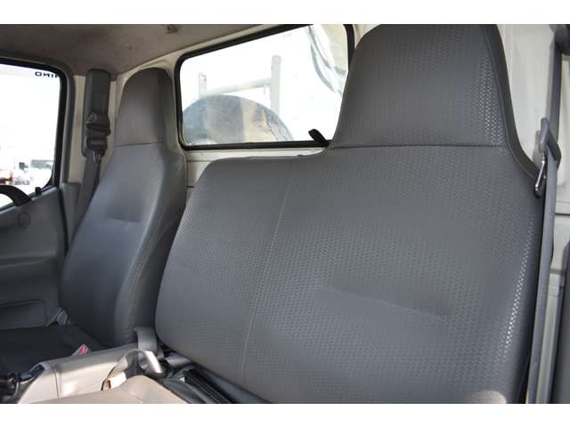 日野自動車 デュトロ ４．０ＤＴ H30年 (近畿) 99