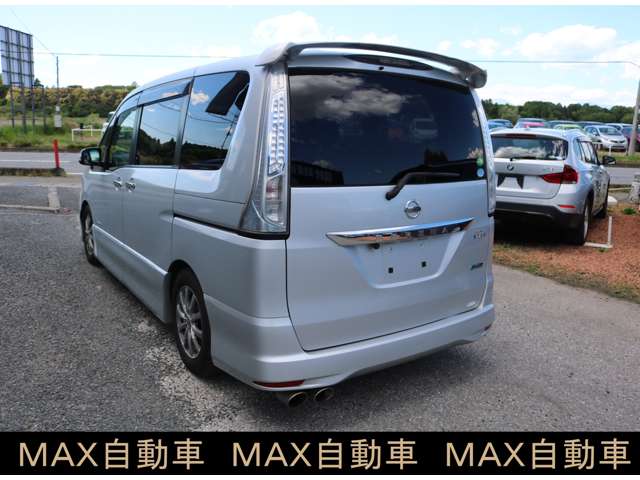 日産 セレナ ２．０ ハイウェイスター Ｓ－ＨＹＢＲＩＤ Ｖセレクション H25年 (関東) 99