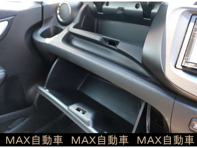 ホンダ フィット １．５ ＲＳ ファインスタイル H24年 (関東) 99