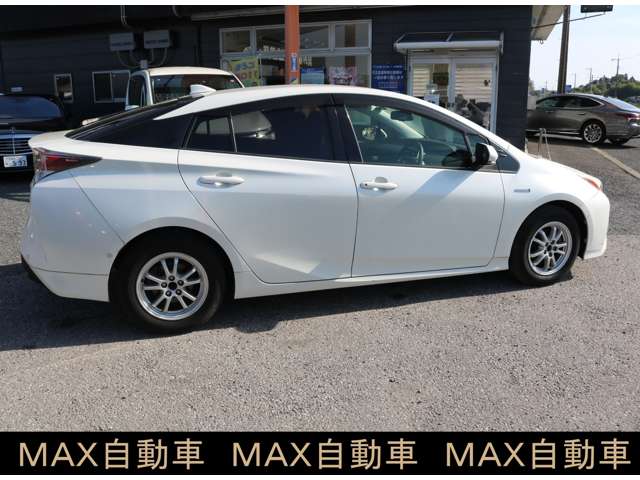 トヨタ プリウス １．８ Ｓ セーフティ プラス H28年 (関東) 99