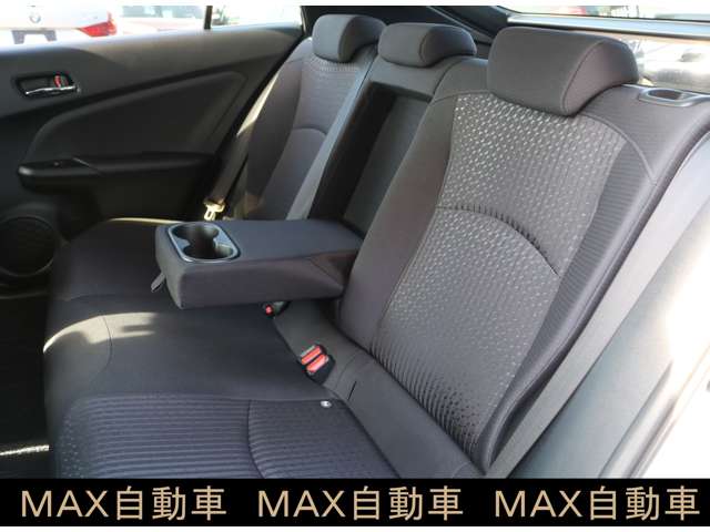 トヨタ プリウス １．８ Ｓ セーフティ プラス H28年 (関東) 99