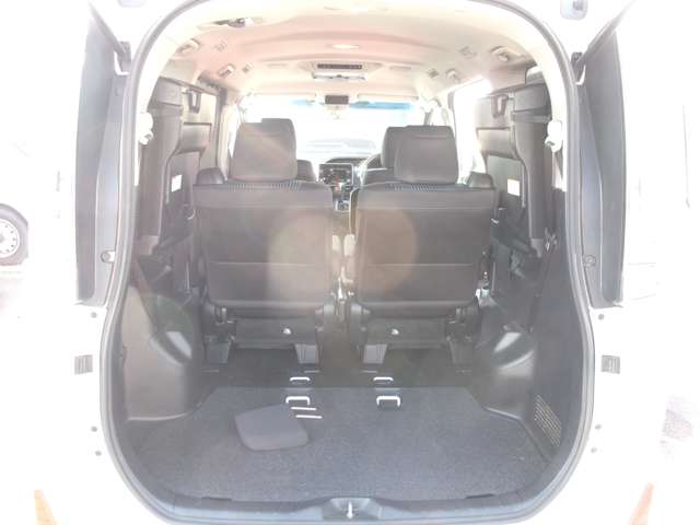 トヨタ ヴォクシー ２．０ ＺＳ 煌 ４ＷＤ H27年 (近畿) 99