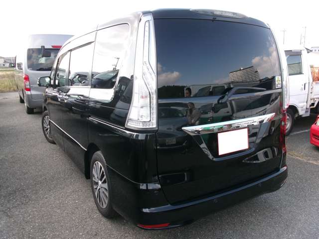 日産 セレナ ２．０ ハイウェイスター Ｓ－ＨＹＢＲＩＤ アドバンストセーフティ パッケージ H26年 (近畿) 99