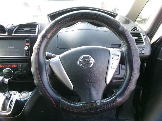 日産 セレナ ２．０ ハイウェイスター Ｓ－ＨＹＢＲＩＤ アドバンストセーフティ パッケージ H26年 (近畿) 99