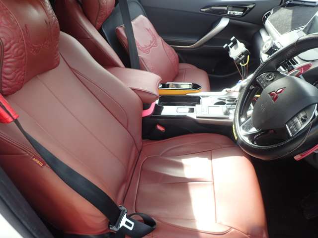 三菱 エクリプス　クロス ２．２ Ｇ プラスパッケージ ディーゼルターボ ４ＷＤ R2年 (近畿) 99