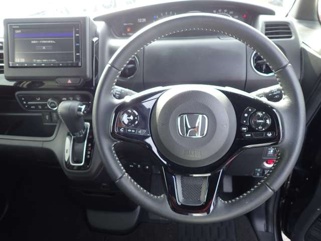 ホンダ Ｎ　ＢＯＸ カスタム ６６０ Ｌ ターボ R5年 (近畿) 99